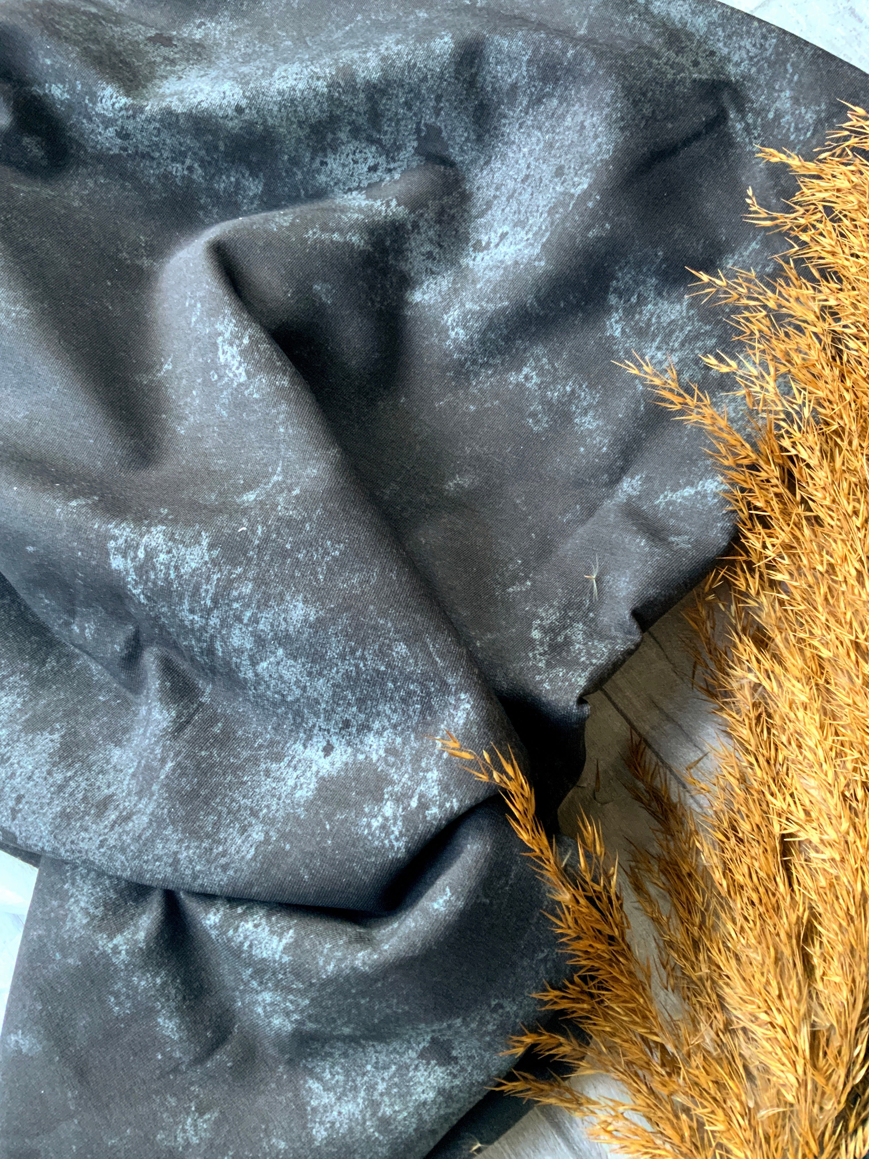 Dunkelgrau Grunge Eigenproduktion Dauervorbestellung